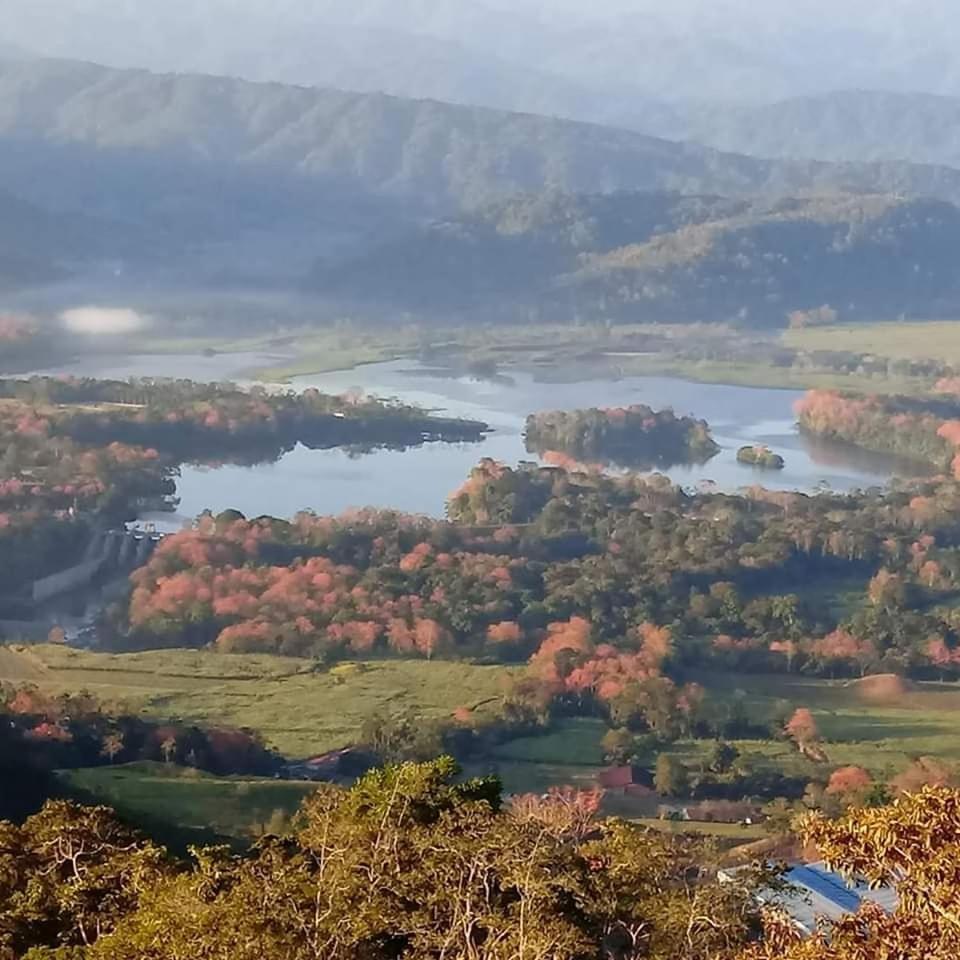 Pochotel Turrialba Bagian luar foto