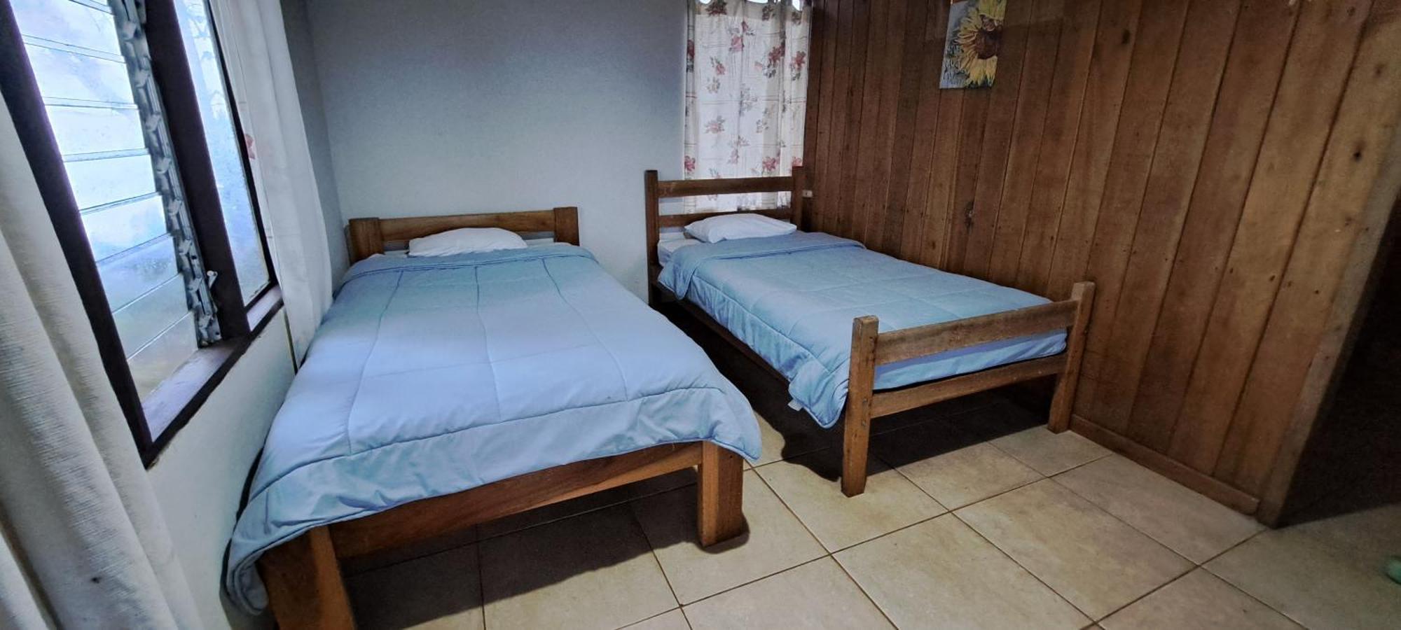 Pochotel Turrialba Ruang foto