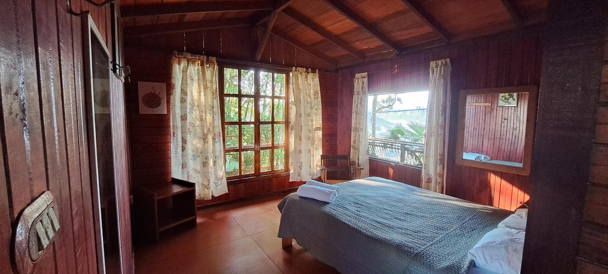 Pochotel Turrialba Ruang foto